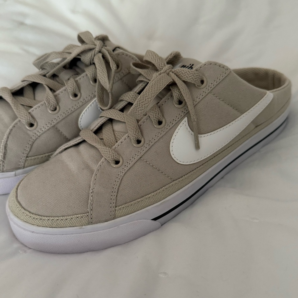 Nike Women’s Legacy Mule Beige and White